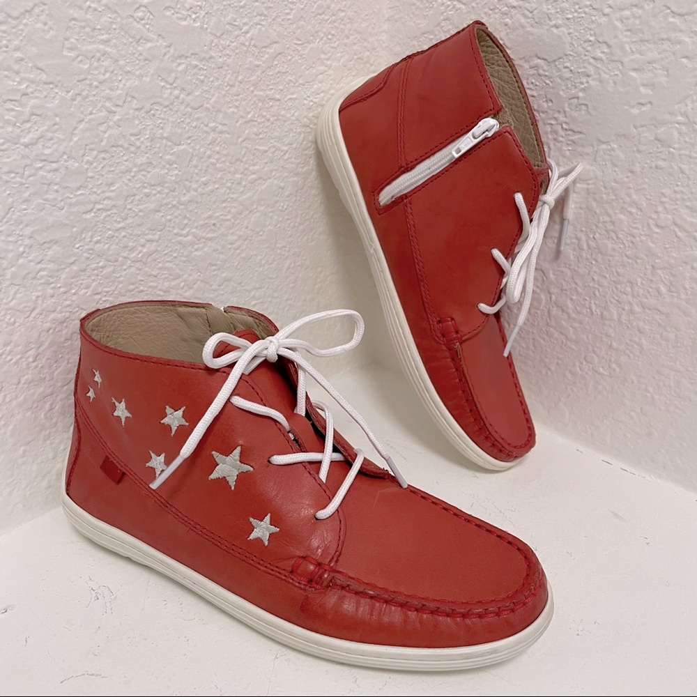 MARC JOSEPH NEW YORK Leather Ankle Boot Embroidered Star Detail Loafer Sz 3.5